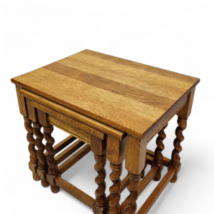 Vintage Oak Nest Of 3 Tables / Twisted Legs / Light Oak / c1960 / FREE DELIVERY - Image 8