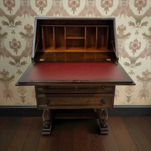 Vintage Oak Writing Bureau Chest / c1950 / FREE DELIVERY - Image 1