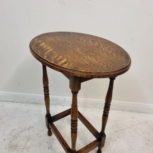 Antique Oak Side Occasional Oval Hall Table / c1900 / FREE DELIVERY - Image 3