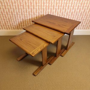 Vintage Nest Of 3 Tables / Mid Century / FREE DELIVERY