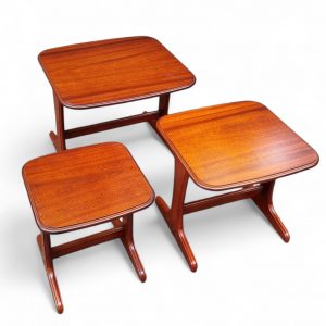 Vintage Mid-Century Modern Teak Nest of Three Tables / c.1970 / FREE DELIVERY - Image 5