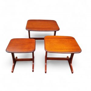 Vintage Mid-Century Modern Teak Nest of Three Tables / c.1970 / FREE DELIVERY - Image 4