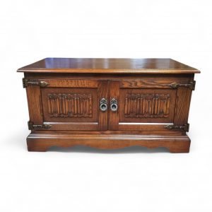 Vintage Old Charm TV Cabinet / Light Oak / c.1970 / FREE DELIVERY - Image 1