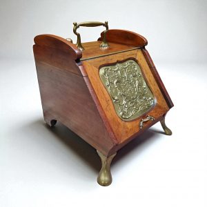 Antique Coal Scuttle with Original Liner and Shovel / c.1900 / FREE DELIVERY - Image 3