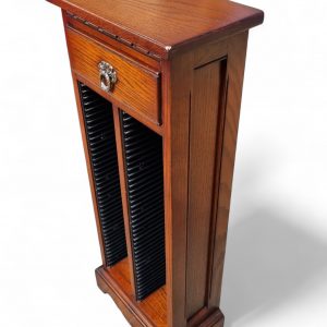 Vintage Old Charm CD Cabinet / 1970s / Tudor Brown / FREE DELIVERY - Image 4