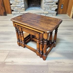 Vintage Priory Solid Oak Nest of Three Tables / c.1970 / FREE DELIVERY - Image 4
