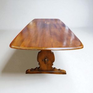 Vintage Ercol Elm Dining Table / 1970s / Seats 8–10 / FREE DELIVERY - Image 3
