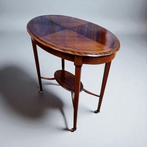 Antique Edwardian Occasional Table / Mahogany Veneer / c.1910 / FREE DELIVERY - Image 1