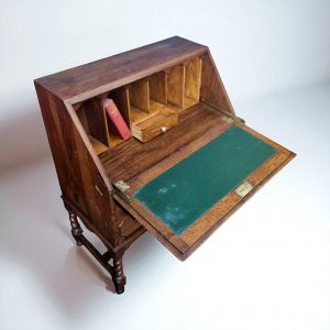 Antique Oak Bureau / c.1930 / FREE DELIVERY - Image 4
