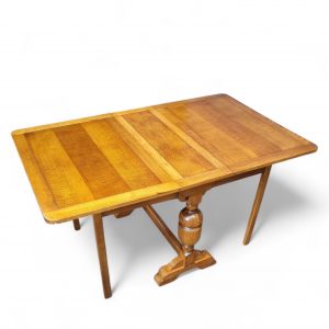 Antique Oak Gateleg Table / Drop-Leaf / c.1930 / FREE DELIVERY - Image 5