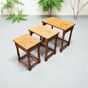 Vintage Solid Oak Tables / Nest of Three / 1970s / FREE DELIVERY - Image 7