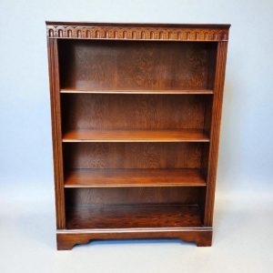Vintage Solid Oak Bookcase / English Made c.1960 / Adjustable Shelves / FREE DELIVERY - Image 6