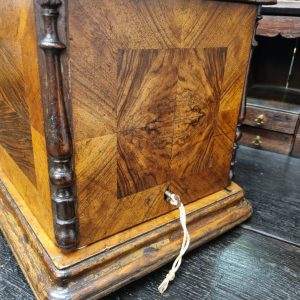 Antique Decorative Sewing Machine / c1900 / FREE DELIVERY - Image 4