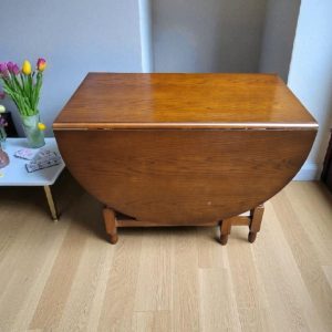Vintage Oak Drop Leaf Dining Table / Seats 4–6 / c.1960 / FREE DELIVERY - Image 3