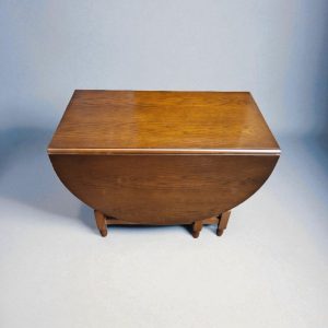 Vintage Oak Drop Leaf Dining Table / Seats 4–6 / c.1960 / FREE DELIVERY - Image 2