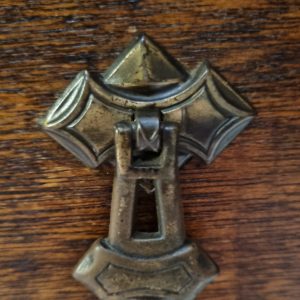 Vintage Hall Table / 1970s / Turned Legs / Original Finish / FREE DELIVERY - Image 6