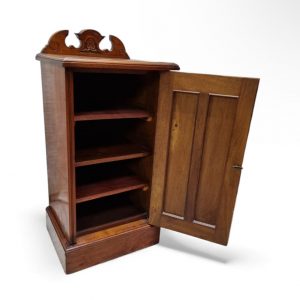 Antique Victorian Walnut Side Cabinet / c1880 / Carved Pediment / FREE DELIVERY - Image 10