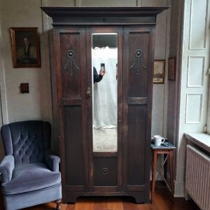 Antique Oak Wardrobe / Early 20th Century / Solid Oak / FREE DELIVERY - Image 1