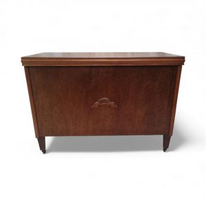 Vintage Wooden Blanket Box on Castors / Mid-20th Century / FREE DELIVERY - Image 4