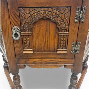 Vintage Old Charm Wood Bros Oak Side Cabinet / c1970 / FREE DELIVERY - Image 3