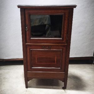 Vintage Mahogany Music abinet / Small Display & Storage Cabinet c.1920 / FREE DELIVERY - Image 4