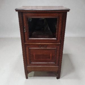 Vintage Mahogany Music abinet / Small Display & Storage Cabinet c.1920 / FREE DELIVERY - Image 2