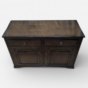 Vintage Oak Sideboard / c1950 / FREE DELIVERY - Image 9