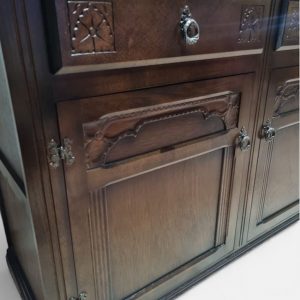 Vintage Oak Sideboard / c1950 / FREE DELIVERY - Image 4