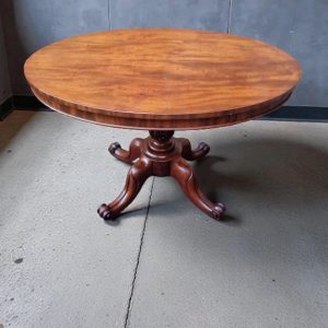 Antique Mahogany Pedestal Table / Original Castors / c1890 / FREE DELIVERY - Image 1