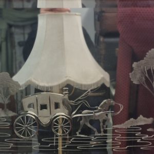 Vintage Decorative Wall Mirror / Etched Carriage Scene / c.1960–1970 / Gilt Frame / FREE DELIVERY - Image 3