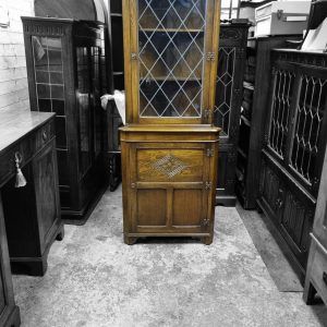 Vintage Jaycee Furniture Oak Corner Display Cabinet / Glazed Door / c.1970s / Mid-Century Traditional / FREE DELIVERY - Image 5