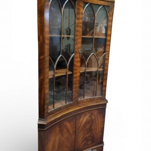 Antique Mahogany Corner Cabinet / Bow Front / c1960 / FREE DELIVERY - Image 8