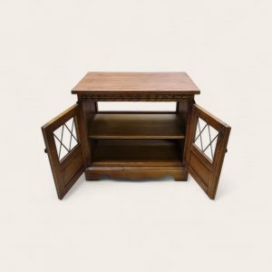 Vintage Old Charm Oak TV Cabinet / Drinks Cabinet / c.1970 / FREE DELIVERY - Image 2