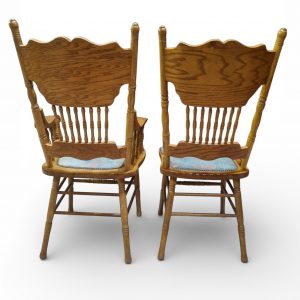Vintage American Colonial Oak Featherback Dining Chairs / Set of 6 / c1980 / FREE DELIVERY - Image 2