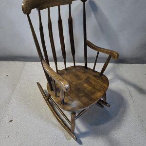 Vintage Windsor Style Wooden Rocking Chair / Armchair / c.1970 / FREE DELIVERY - Image 5