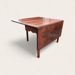 Antique Edwardian Mahogany Drop Leaf Dining Table / Solid Wood / c.1910