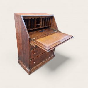 Vintage Oak Bureau Writing Desk / Traditional English Style / c.1940 - Image 6