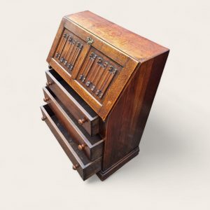 Vintage Oak Bureau Writing Desk / Traditional English Style / c.1940 - Image 4